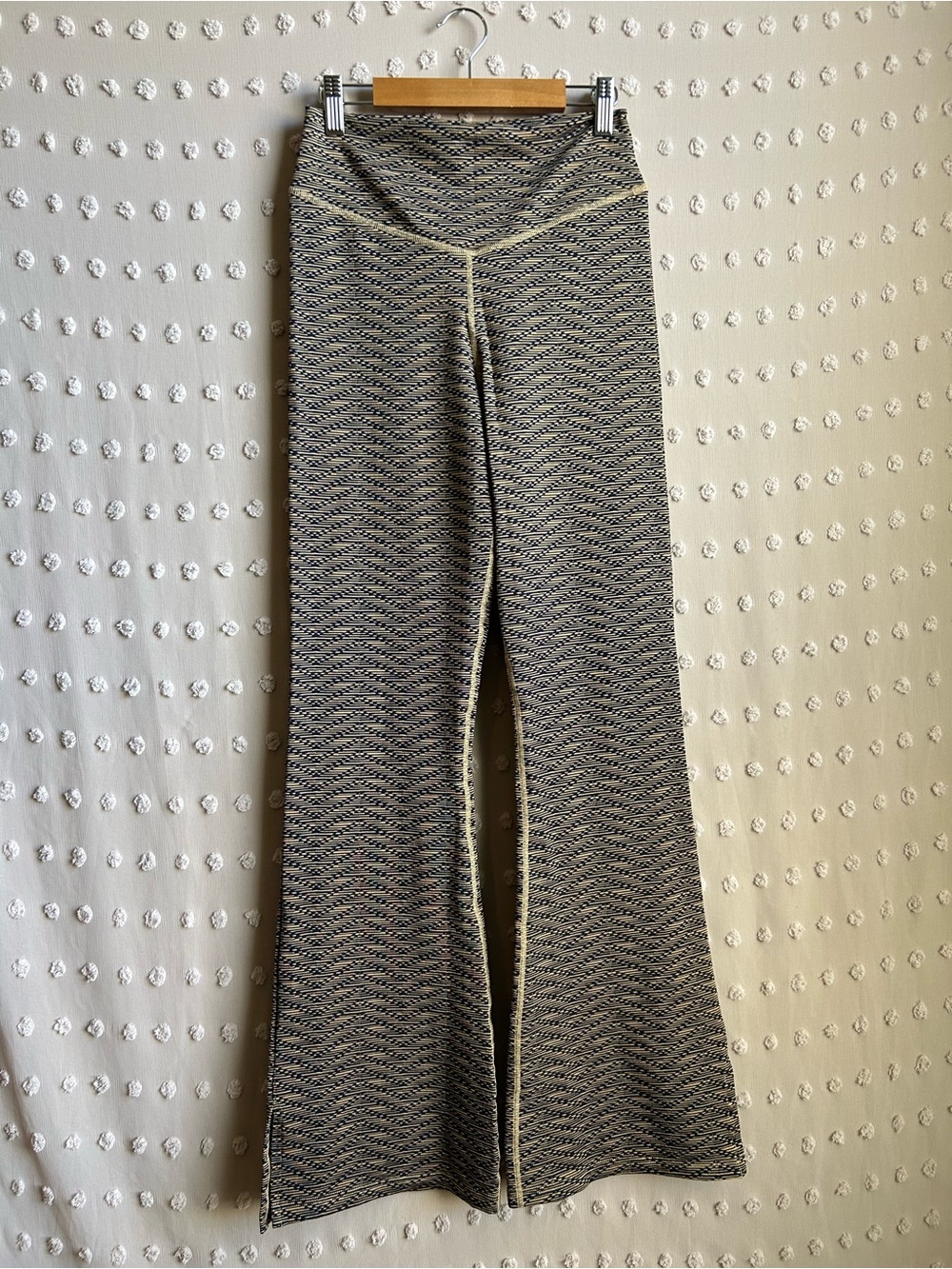 The Upside Libertine Florence Flare Ankle Slit Leggings Sz M‎